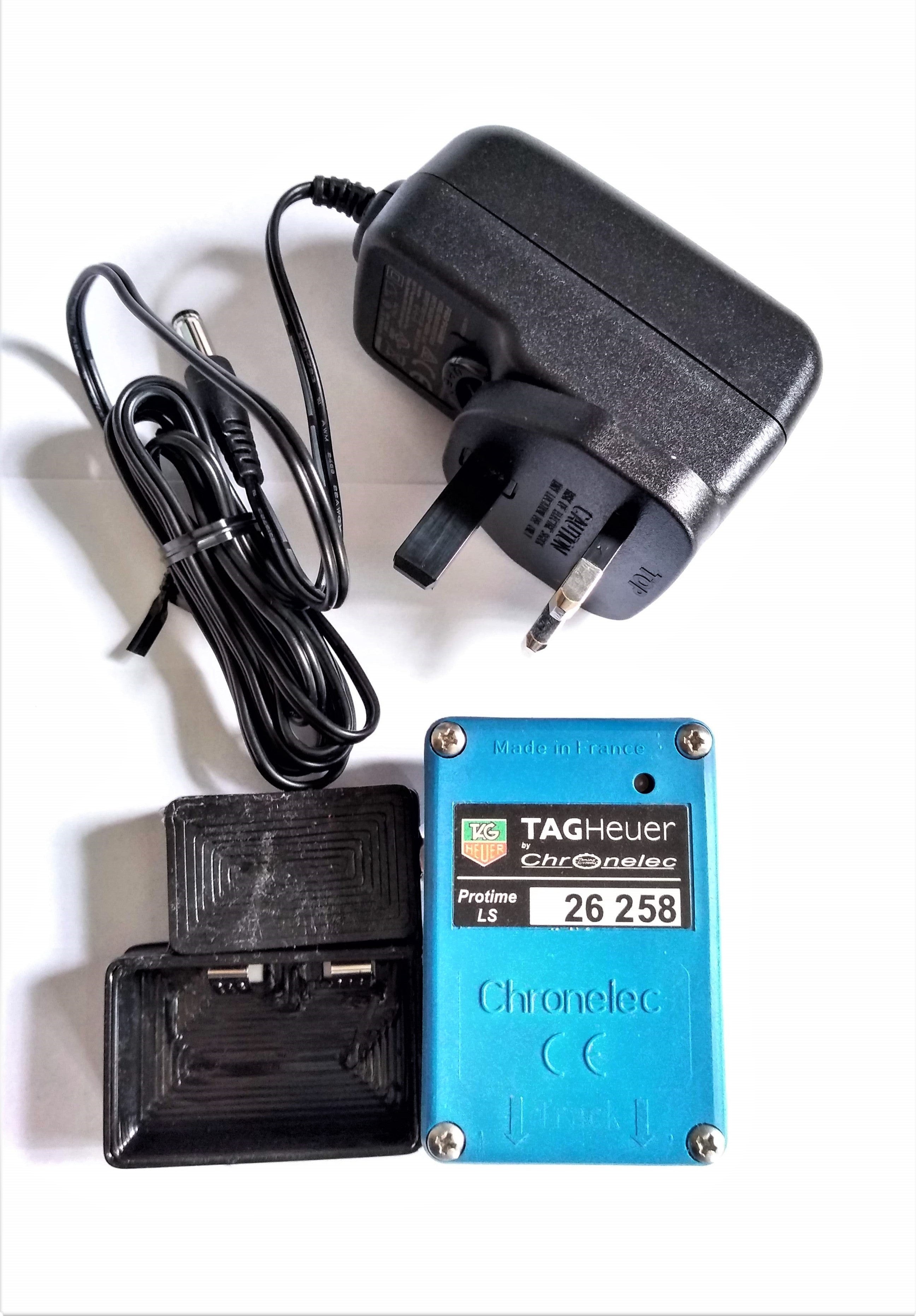 Charger & Cradle for TAG HEUER Kart Transponders with a Power Supply