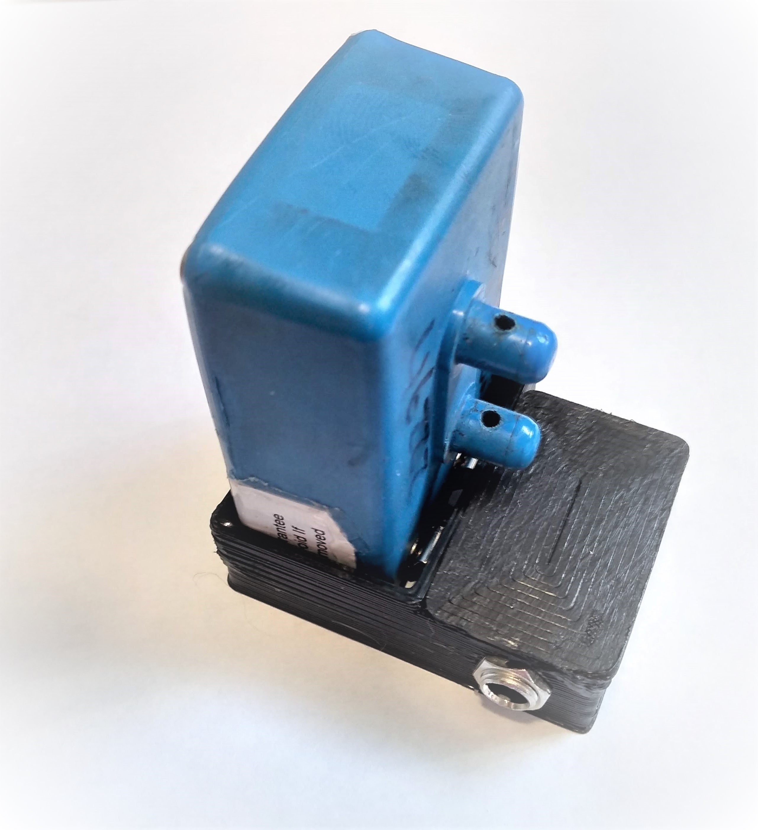 Charger & Cradle for TAG HEUER Kart Transponders with a Power Supply